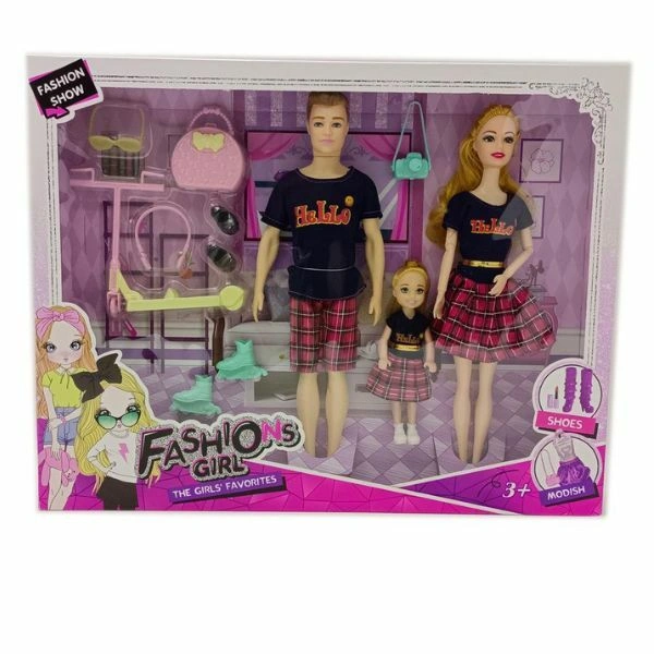 Lutke Par Sa Detetom I Dodacima